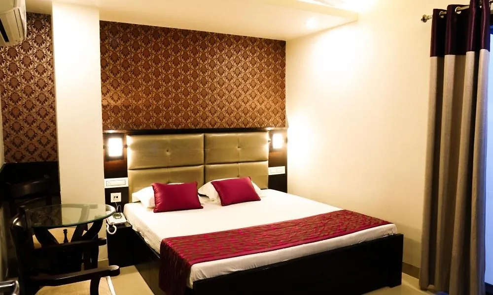 Hotel Jullundur 18 Chandigarh 3*,  India